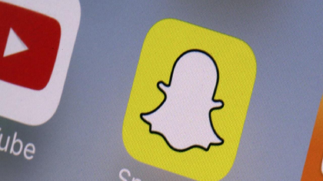 Snapchat and YouTube collaboration: Users are more comfortable!