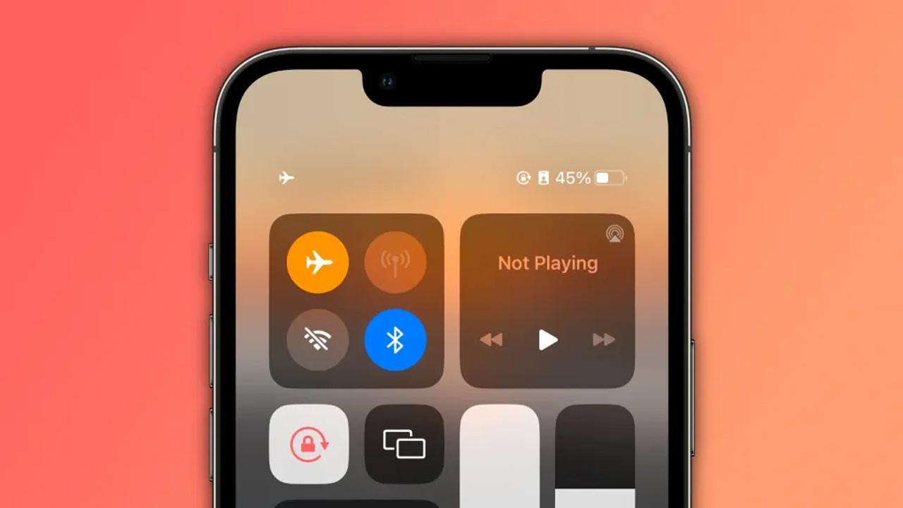 new-warning-to-iphone-users-don-t-fall-for-the-fake-airplane-mode-trap